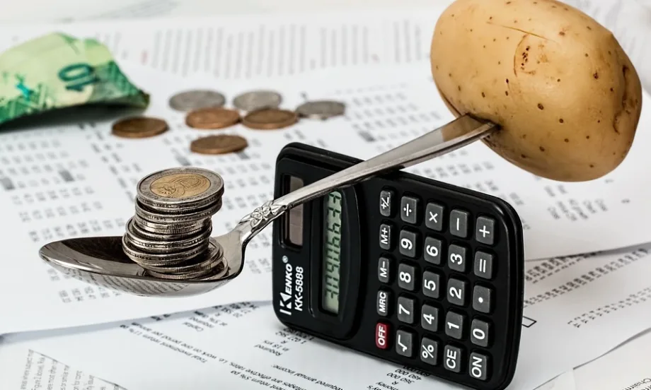 Инфлацията изяжда ръста на заплатите в Европа: Къде работещите губят най-много? - Tribune.bg