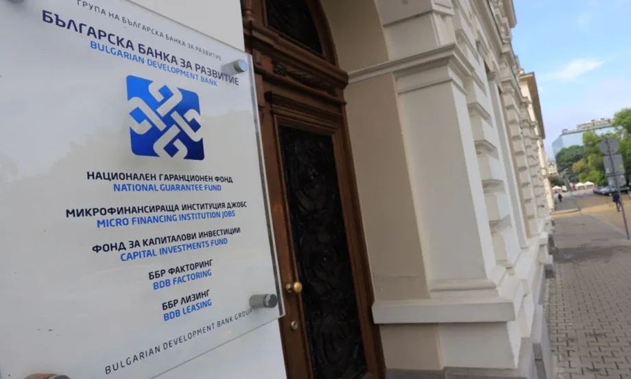 ББР продаде на по-висока цена активи от цигарената фабрика в Благоевград - Tribune.bg