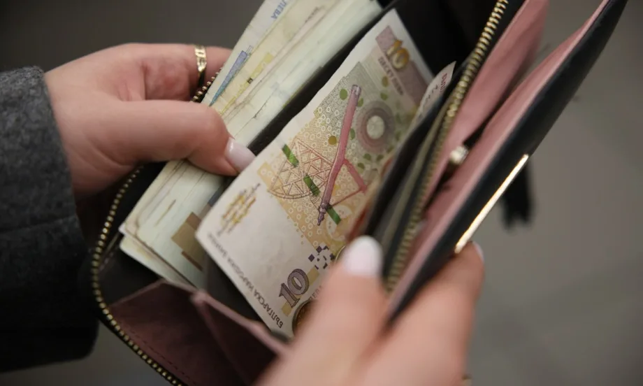 В нарушение: 5.4 млн. лв. е общата сума на забавените от работодателите трудови възнаграждения за първите 6 месеца на годината - Tribune.bg