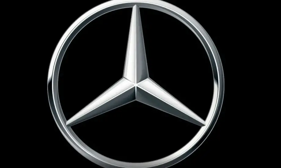 Музеят на Mercedes-Benz посреща 13-милионният си посетител (СНИМКИ) - Tribune.bg