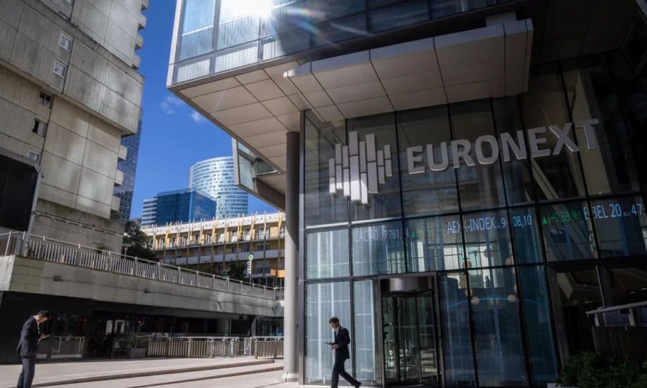 Европейските индекси се насочиха надолу - Tribune.bg