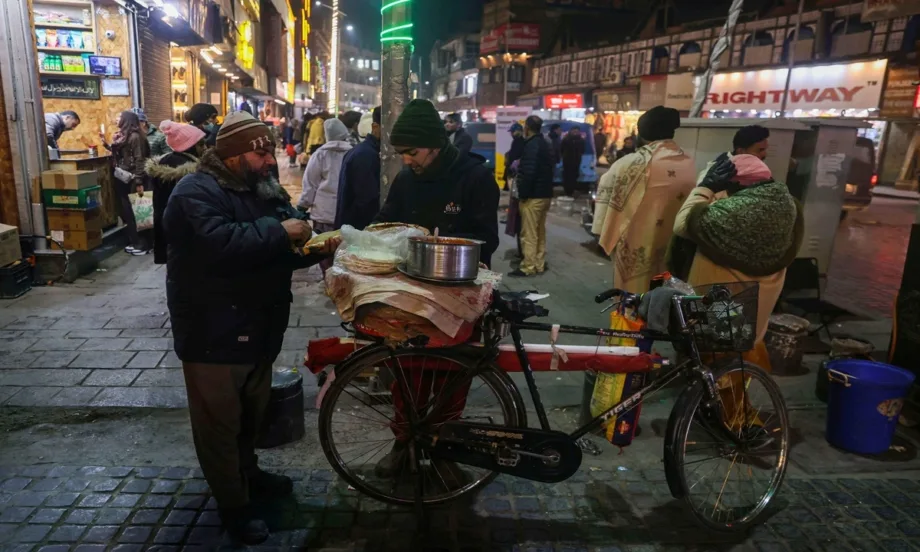 Индия ускорено търси нови търговски споразумения, за да смекчи удара от високите американски мита - Tribune.bg