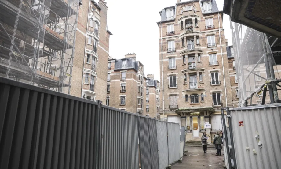 Франция планира отлагане на увеличението на данъка върху недвижимите имоти до пролетта - Tribune.bg