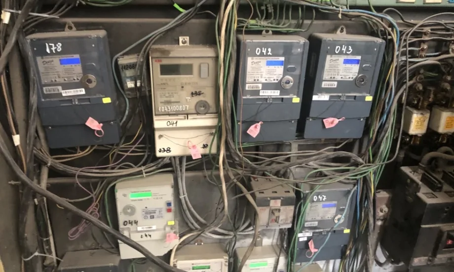 Определиха ставките на компенсациите за битовите потребители за ток за октомври - Tribune.bg