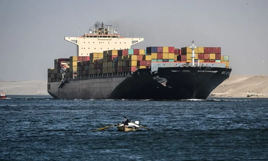 Сингапур се насочва към използване на зелен метанол за корабоплаването - Tribune.bg