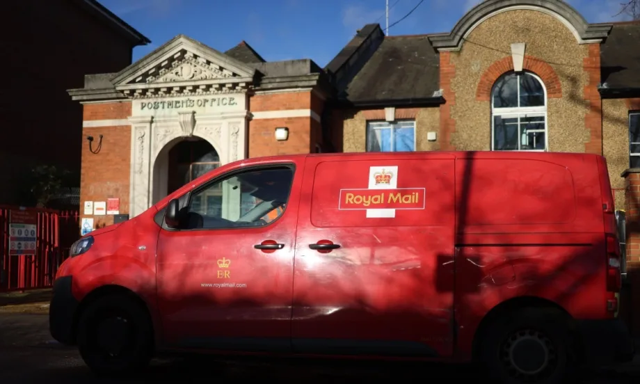 Чешки милиардер стана председател на британската Royal Mail - Tribune.bg