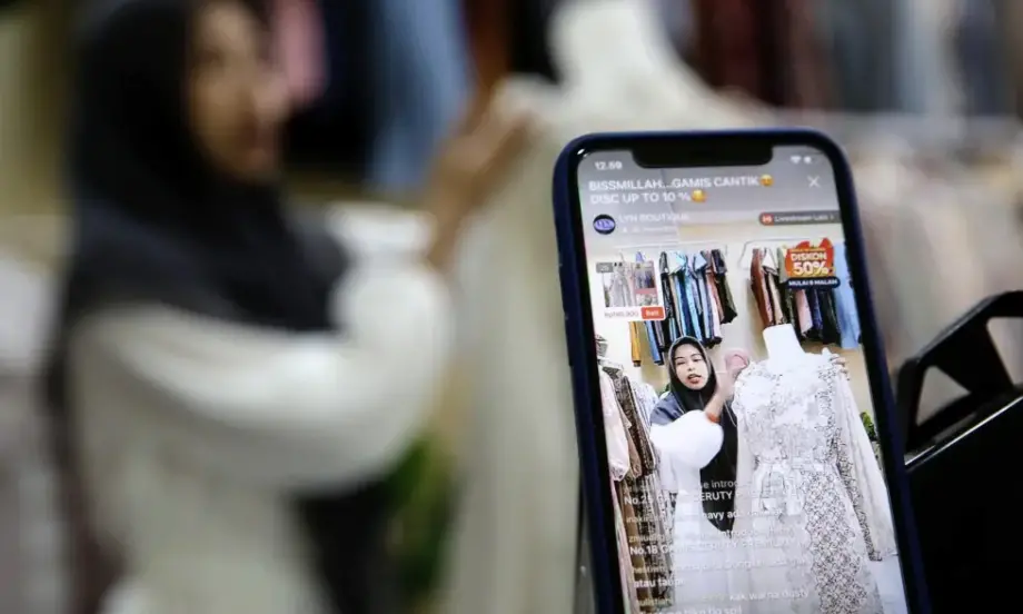 TikTok рестартира онлайн пазаруването -инвестира 1,5 млрд. долара в Индонезия - Tribune.bg