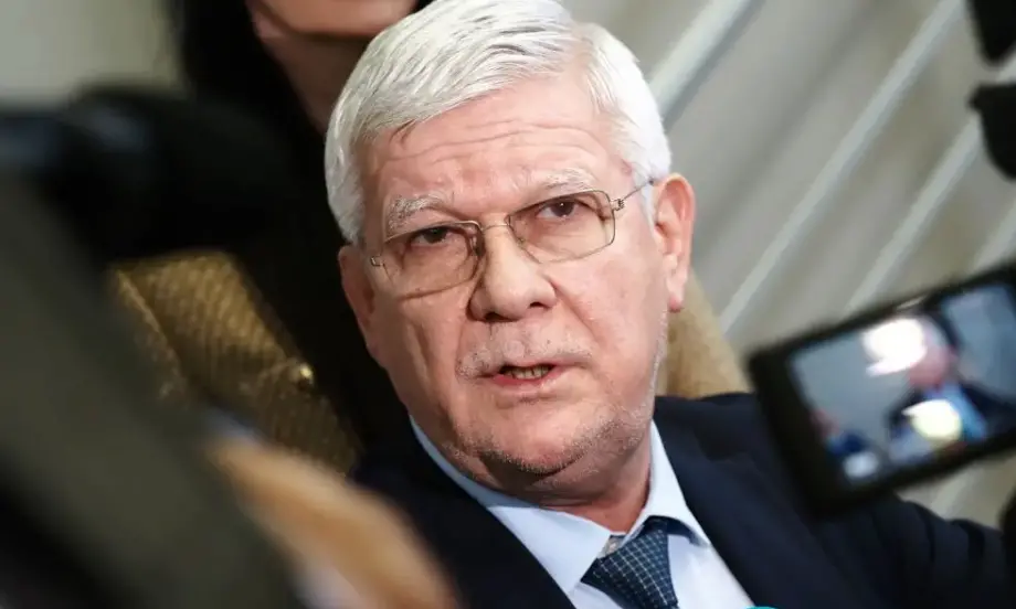 Вътев: Каквото и да решим, земеделците ще протестират. Бих застанал зад тяхното недоволство - Tribune.bg