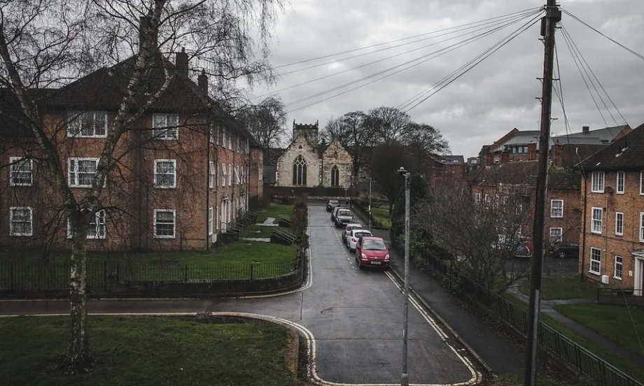 В британски град цените на жилищата падат, но наемите вървят нагоре - Tribune.bg