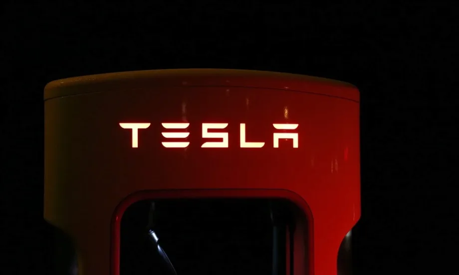 Мъск осребри още 3,6 милиарда долара от акции на Tesla - Tribune.bg
