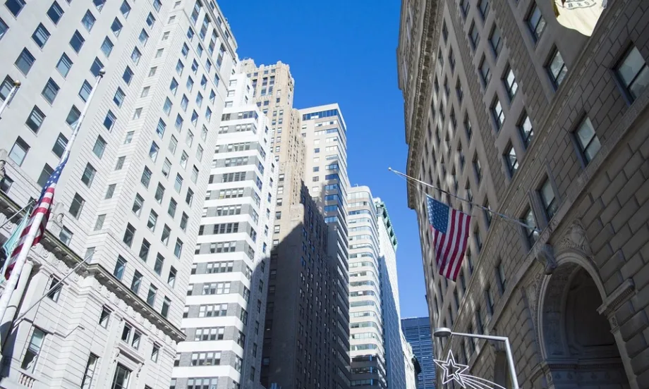 Уолстрийт откри с повишение - Tribune.bg