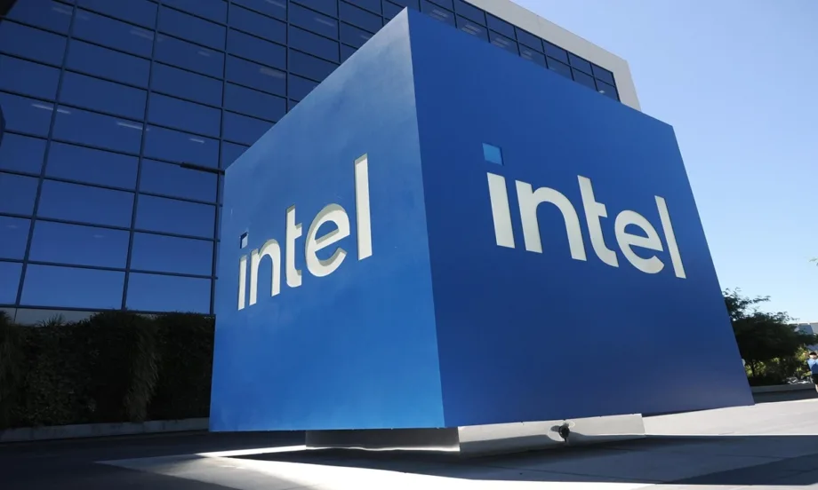 Обвинен от Тръмп в конфликт на интереси: Директорът на Intel се срещна с американския президент, за да изяснят фактите - Tribune.bg