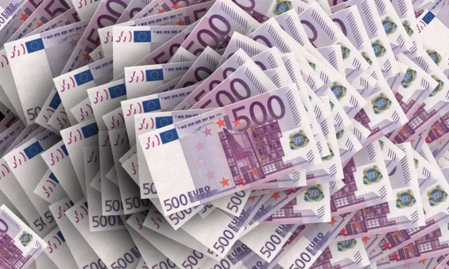 Курсът на еврото падна под 1,06 долара - Tribune.bg