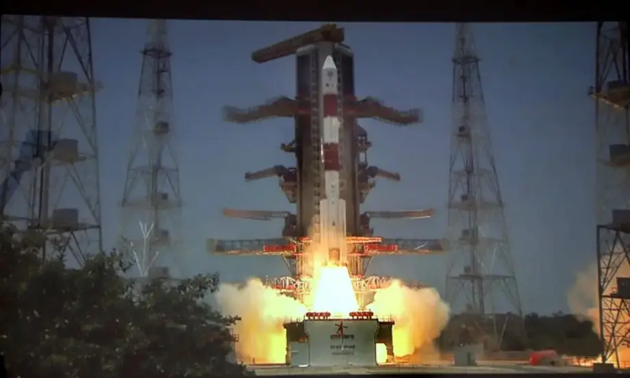 Отново космически успех за Индия: Сондата Aditya-L1 достигна слънчевата орбита - Tribune.bg