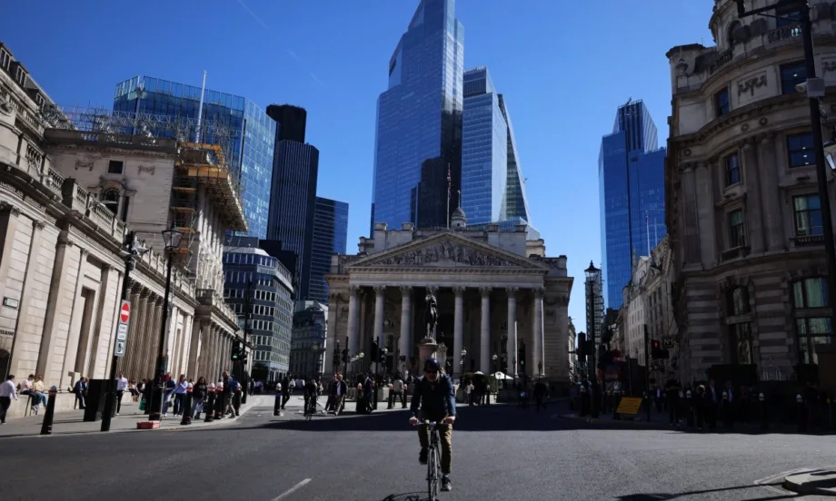 Очаквано: Bank of England запазва лихвения процент на 3,75% - Tribune.bg