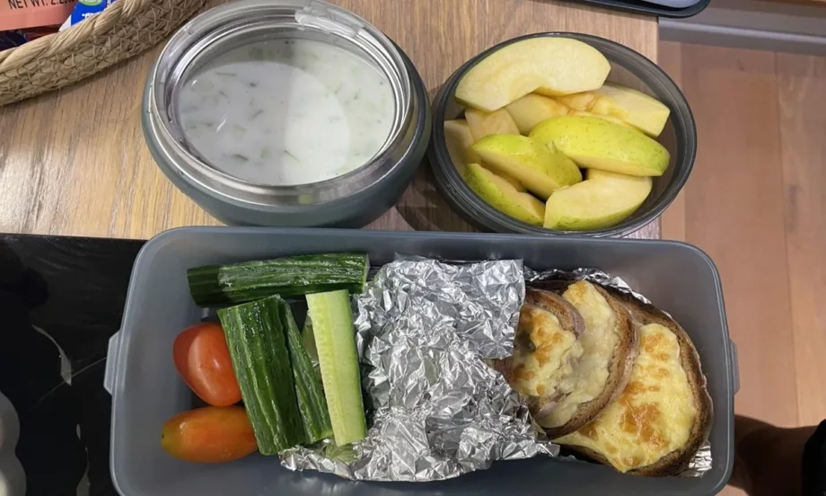 КЗП и СО проверяват правомерно ли е повишенито на цените в ученическите столове в София