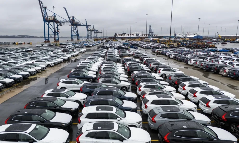 МВФ с призив към САЩ за облекчаване на търговските ограничения - Tribune.bg