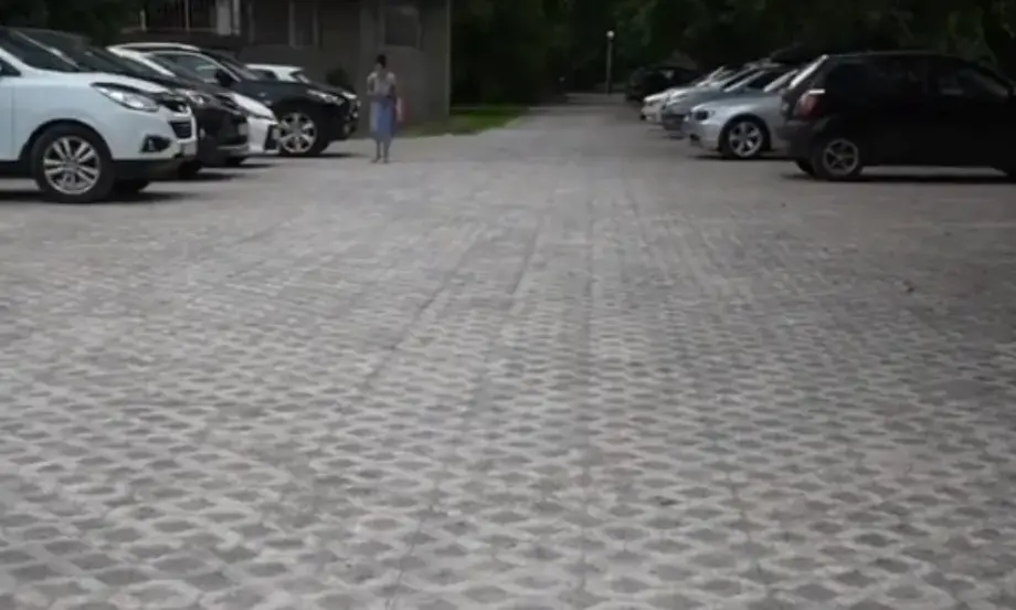 Георгиев: 22 нови паркинга в междублоковите пространства на Люлин - Tribune.bg