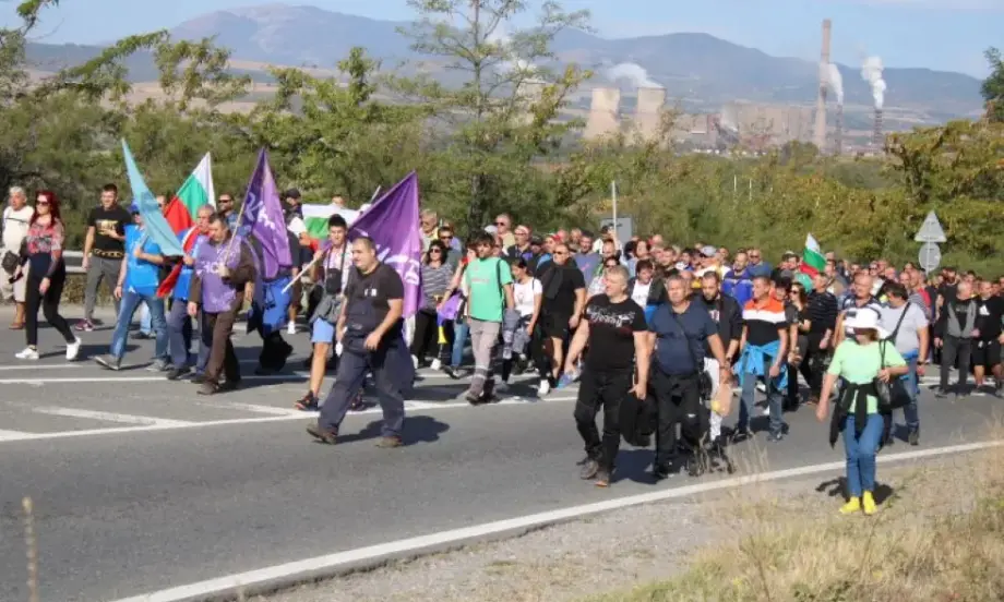 Протестиращите миньори и енергетици обявиха 6 искания, които отправят към правителството - Tribune.bg