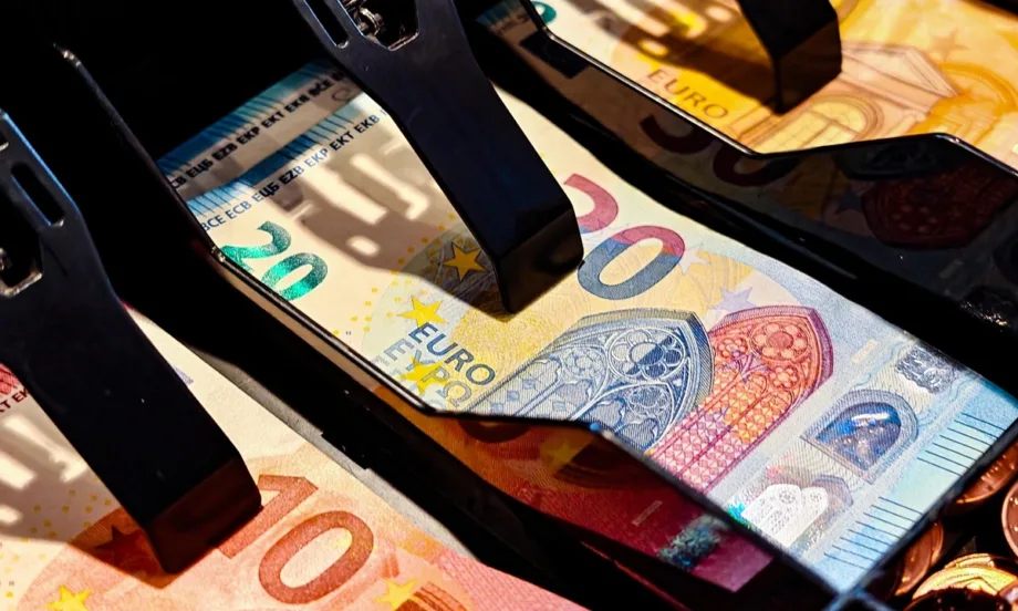 Оборотът в търговията на дребно у нас е нараснал с близо 4% на годишна база - Tribune.bg