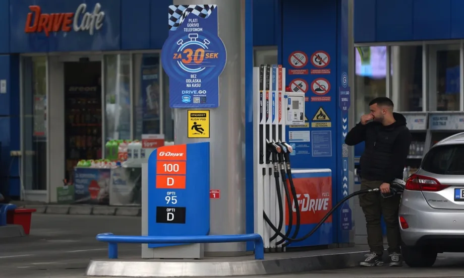 Възобновени са доставките на суров петрол към сръбската NIS по трасето на JANAF - Tribune.bg