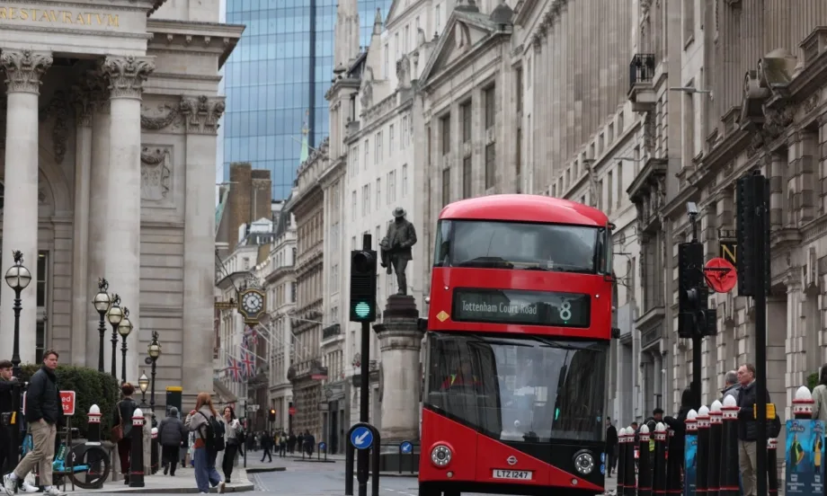 Разходите за отглеждане на дете във Великобритания се увеличават - Tribune.bg