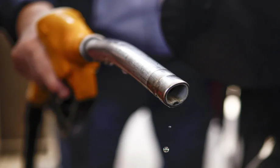 Южна Корея договори внос на над 270 млн. барела петрол чрез маршрути извън Ормузкия проток - Tribune.bg