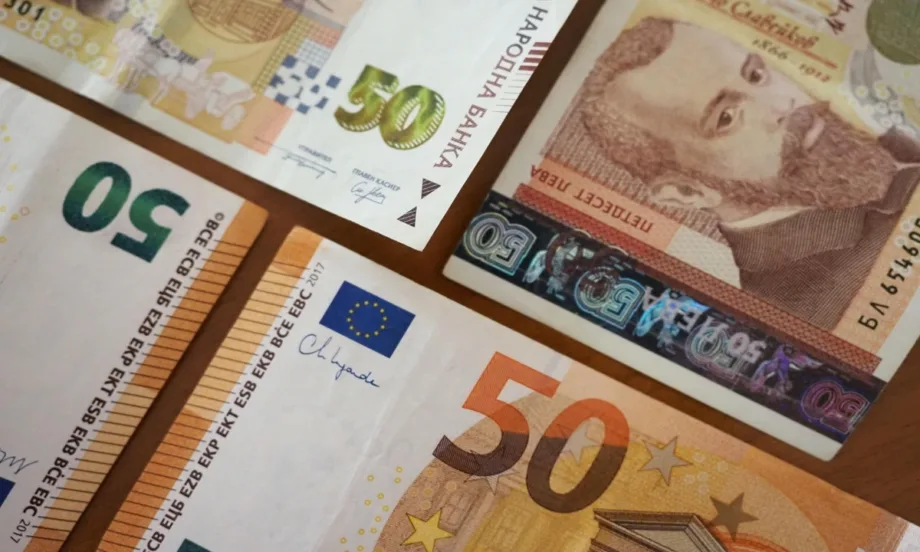 БНБ: 87% от левовете вече са изтеглени - Tribune.bg