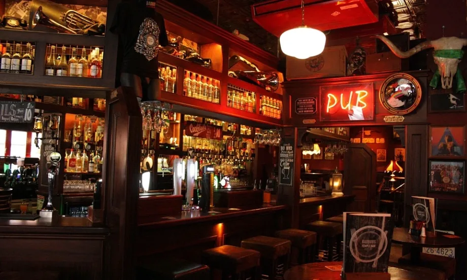 По-високи цени в заведенията във Великобритания - Tribune.bg