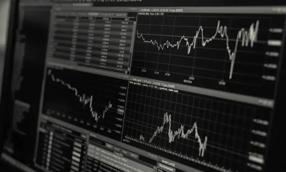 Разнопосочен старт на борсите в Европа - Tribune.bg