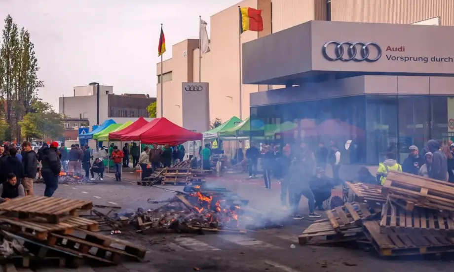 Мащабни съкращения и протести: От Audi обмислят закриването на завода си за електромобили в Брюксел - Tribune.bg