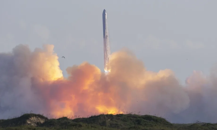 Мисията успешна: Starship на SpaceX излезе в орбита с пробен товар - Tribune.bg