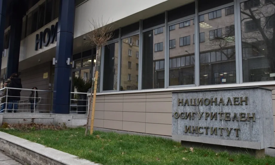 Тревожно: Дупката в бюджета на ДОО е 1,3 млрд. лв. - Tribune.bg