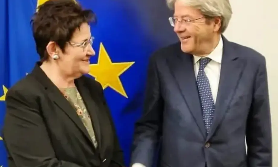 Петкова пред Джентилони: Еврозоната и ПВУ са приоритети на служебното правителство - Tribune.bg