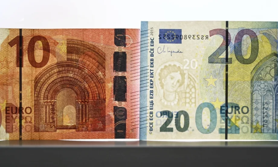 Еврото с понижение спрямо долара - Tribune.bg