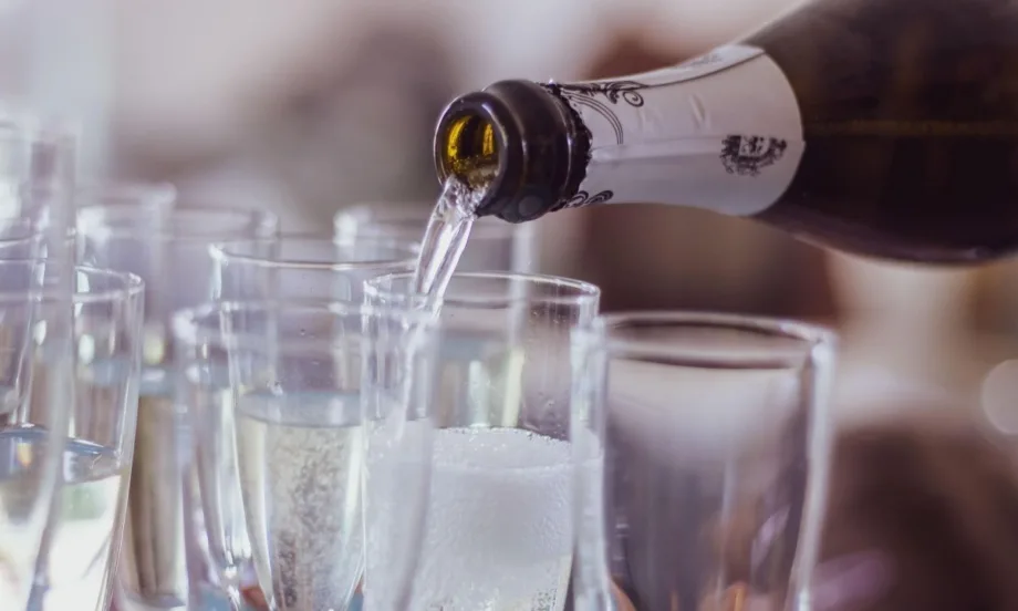 Продажбите на пенливи вина в Германия бележат спад от близо 20% - Tribune.bg