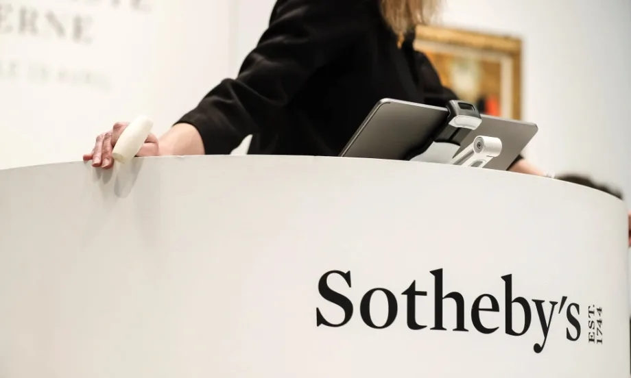 Sothebys пуска на търг уникални джобни часовници - Tribune.bg