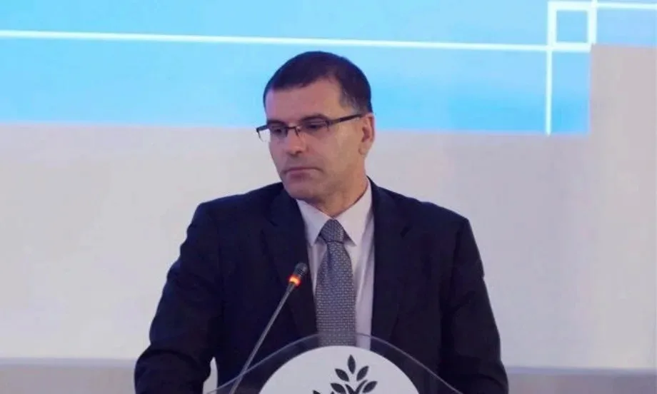 Симеон Дянков: Електроенергията поевтиня, което означава липса на свръхпечалби в държавната енергетика и по-малки приходи от ДДС - Tribune.bg