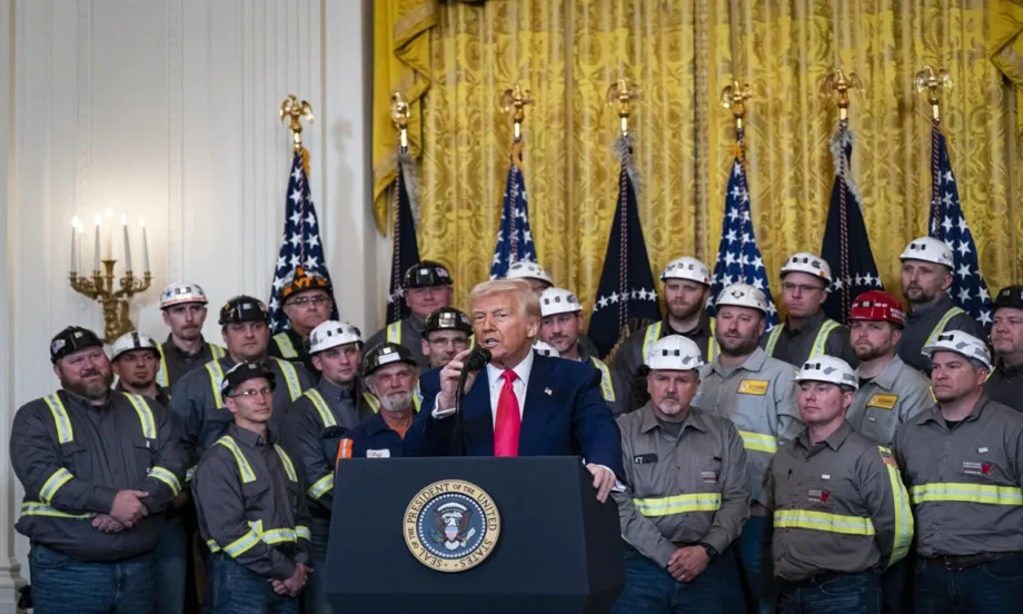 В разрес с глобалните усилия за въглеродна неутралност: Тръмп насърчи използването на въглища в САЩ - Tribune.bg