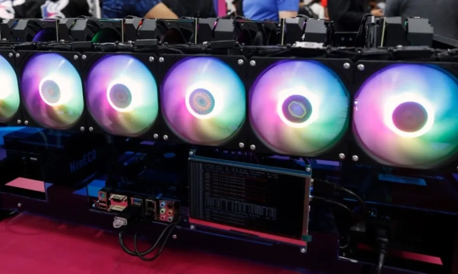 Туркменистан легализира криптокопаенето със закон, който ще регулира пазара на цифрови активи - Tribune.bg