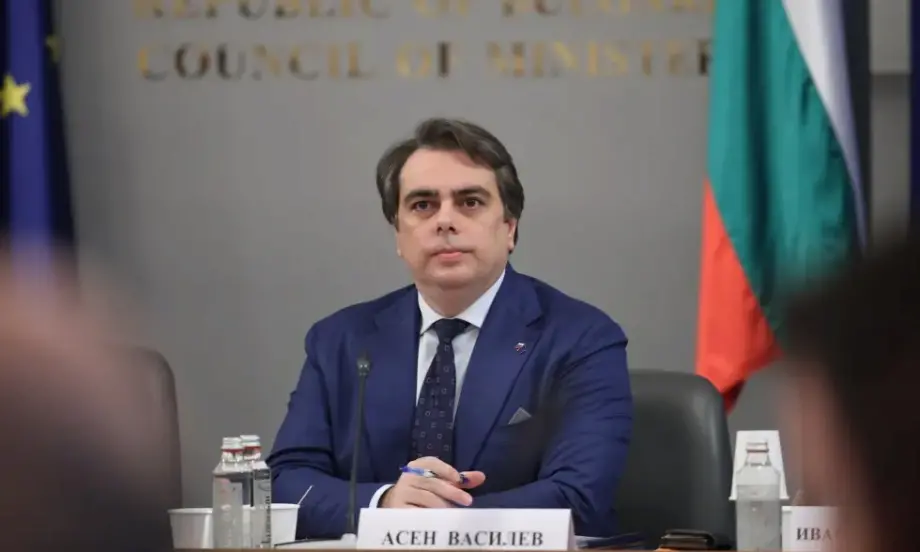 Асен Василев: Бих искал да видя обективна оценка дали България отговаря на критериите за въвеждане на еврото - Tribune.bg