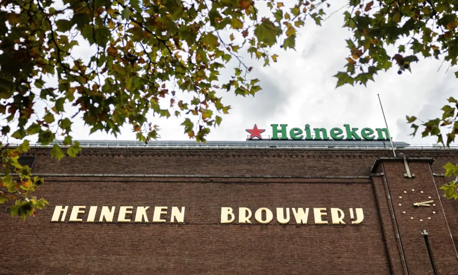 Нидерландският пивоварен гигант Heineken планира да съкрати около 6 000 работници - Tribune.bg