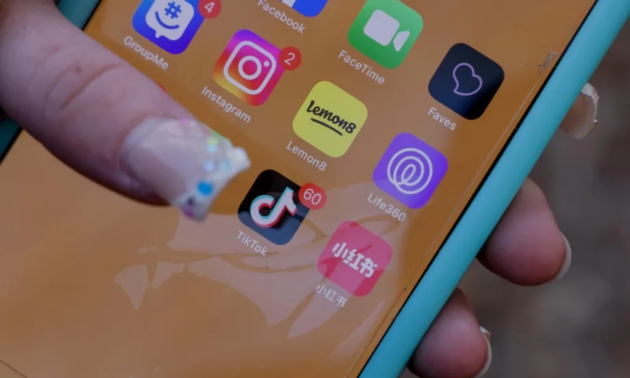 След Meta и TikTok блокира платформата си за лица под 16 години в Австралия - Tribune.bg