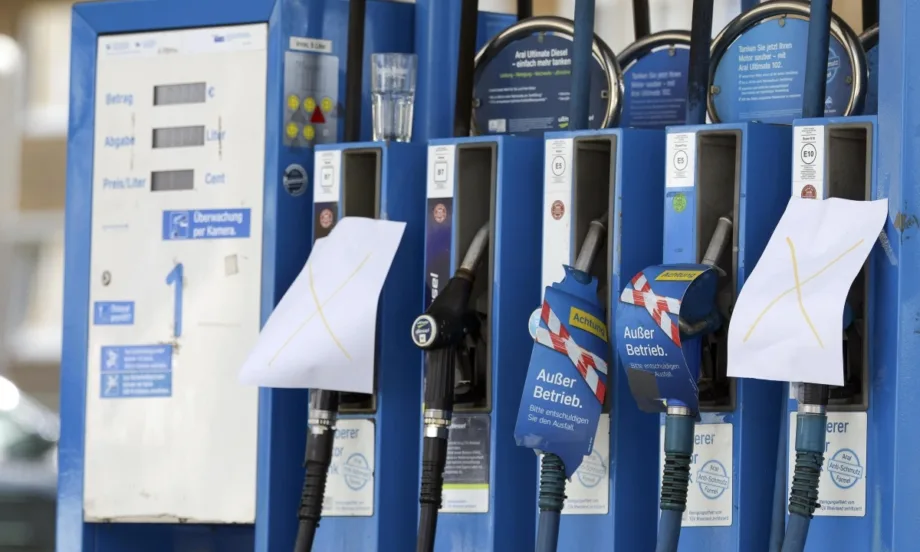 Горивата са много по-достъпни днес, отколкото при минали енергийни шокове - Tribune.bg