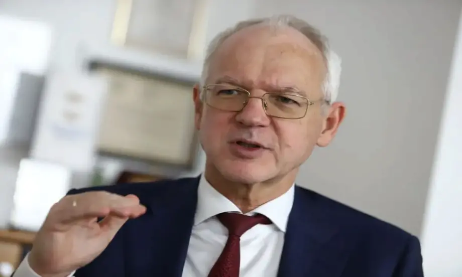 Васил Велев: Още август предприятията ще спрат да работят при тези цени на тока - Tribune.bg