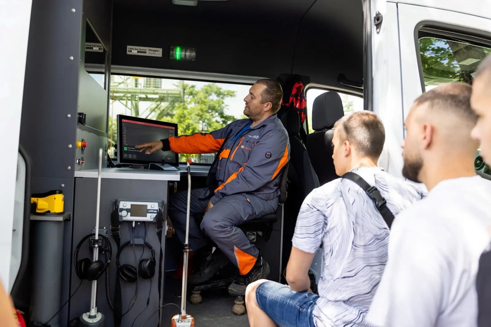 Електрохолд