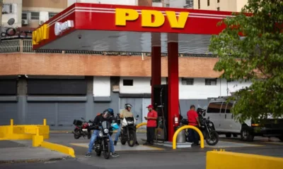 Възстановяването на петролния сектор на Венецуела може да отнеме 10 годни и да струва 100 млрд. долара