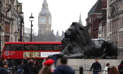 Британските представители на поколението Z избират професии със стабилни доходи, но и устойчиви на ИИ