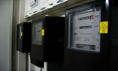 КЕВР определи априлските компенсации на дружествата заради скъпия ток за битовите потребители