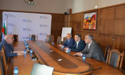 След сривове: КРС иска вътрешни проверки от двата мобилни оператора в седемдневен срок